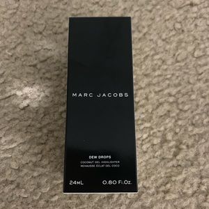 SOLD! Marc Jacobs Coconut Dew Drops